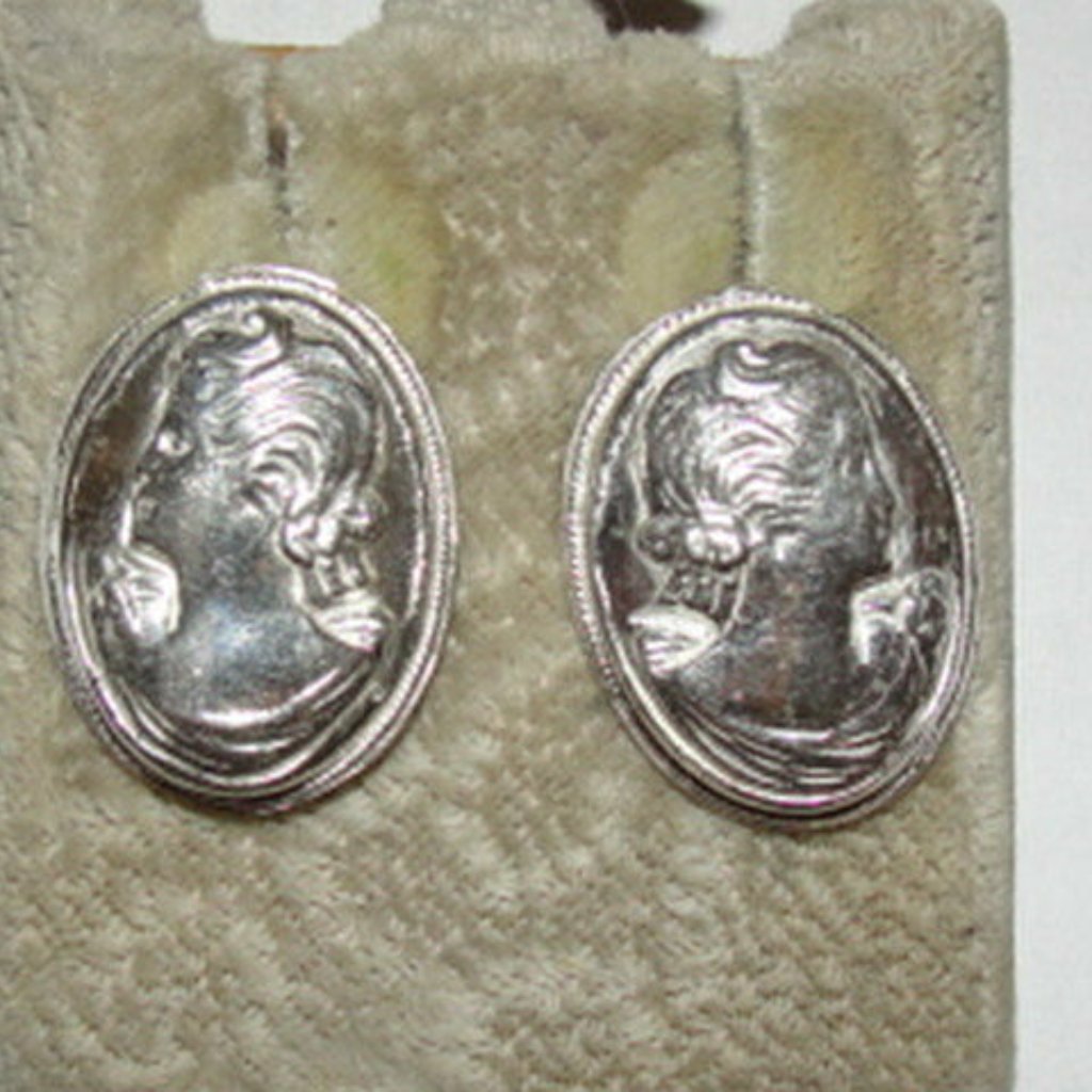 Sterling Silver Art Nouveau Inspired Womens Profil